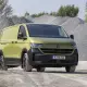 Volkswagen Transporter pirmo reizi būs pieejams kā elektromobilis un plug-in hibrīdautomobilis