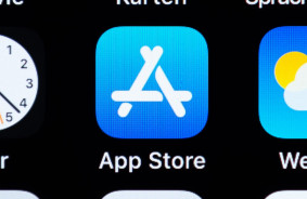 Apple atlaiž App Store vadītāju - nodaļas reorganizācijas un ES regulatoru spiediena apstākļos