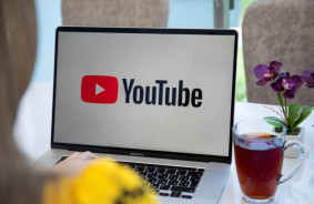 Ja lietotājam ir aktivizēts reklāmu bloķētājs, pakalpojums YouTube nekavējoties pārtin video līdz pašām beigām.