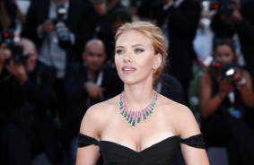 OpenAI izņems Sky "pārāk seksīgo" Scarlett Johansonei līdzīgo balsi no ChatGPT