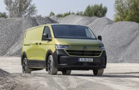 Volkswagen Transporter pirmo reizi būs pieejams kā elektromobilis un plug-in hibrīdautomobilis