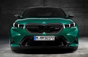 Atklāts BMW ///M5 2025 - jaudīgākais un smagākais M5 vēsturē