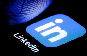 Sociālais tīkls LinkedIn ir ieviesis mākslīgo intelektu, lai atrastu darbu
      vai darbinieku