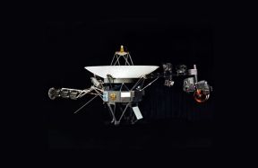 Leģendārais Voyager 1 "piezvanīja" uz mājām pēc 5 mēnešiem bez saziņas