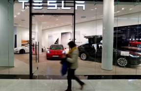 Tesla jaunais kompaktais krosovers gaidāms 2025. gadā, bet vai tas maksās 25 000 ASV dolāru?
