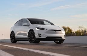 Tesla saskaras ar tiesas prāvu par Autopilota lomu nāvējošajā 2018. gada avārijā