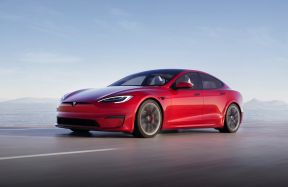 Tesla ir samazinājusi savas autonomās braukšanas sistēmas, kā arī automobiļu izmaksas vairākos tirgos.
