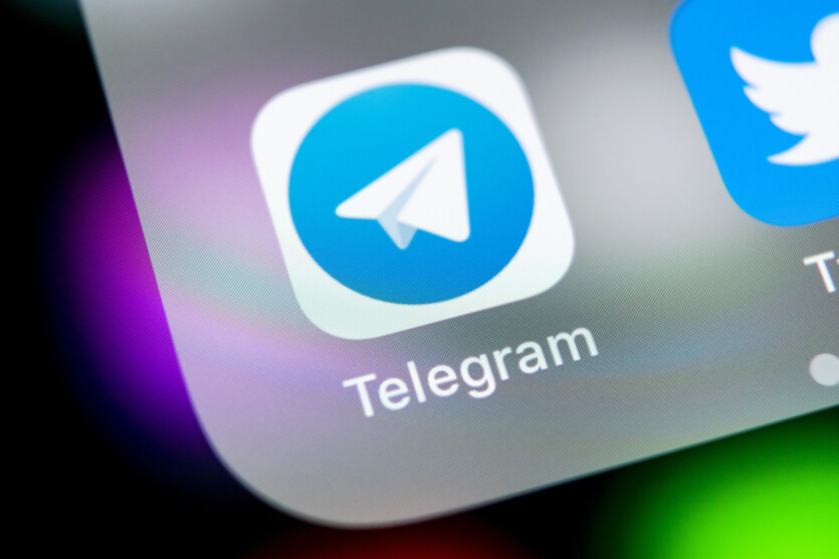 Jaunas Telegram funkcijas: uzlaboti gifi, multivides pievienošana pēc ziņojuma nosūtīšanas un citas.