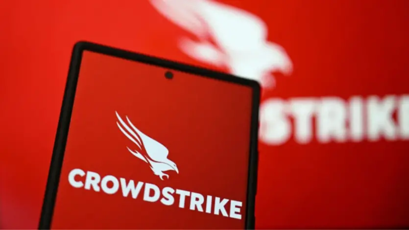 "Lielākā neveiksme": CrowdStrike iegūst ironisku balvu par globālu IT neveiksmi