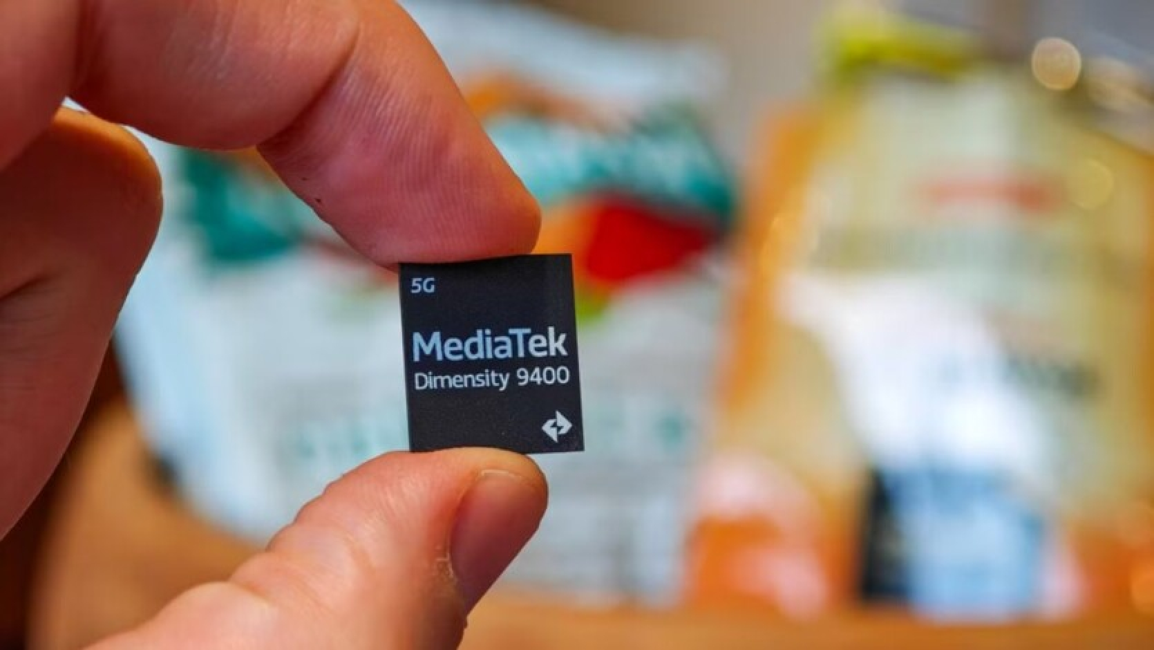 MediaTek prezentēja Dimensity 9400 procesoru - par 35 % ātrāks un ar labākām foto iespējām