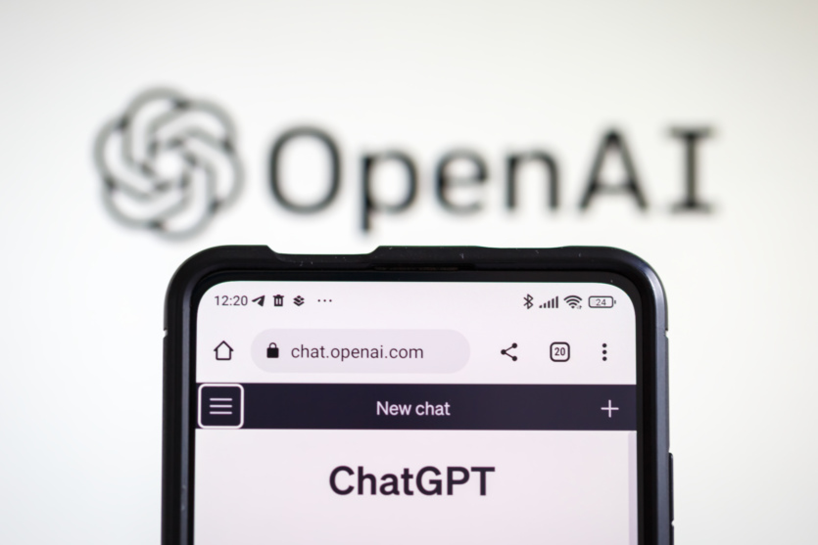 OpenAI ir noslēdzis līgumu ar Financial Times - ChatGPT tagad meklēs atbildes arī izdevuma rakstos.