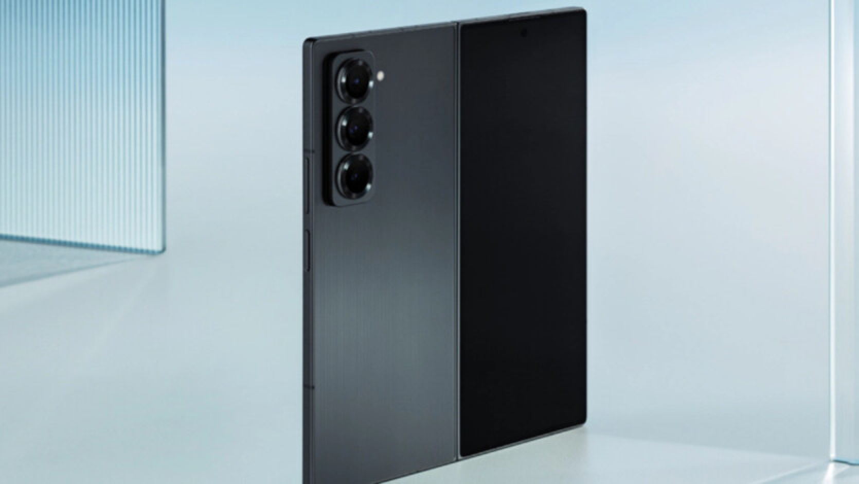 Samsung prezentēja Galaxy Fold Special Edition - lielāks ekrāns, labāka kamera, plānāks un vieglāks