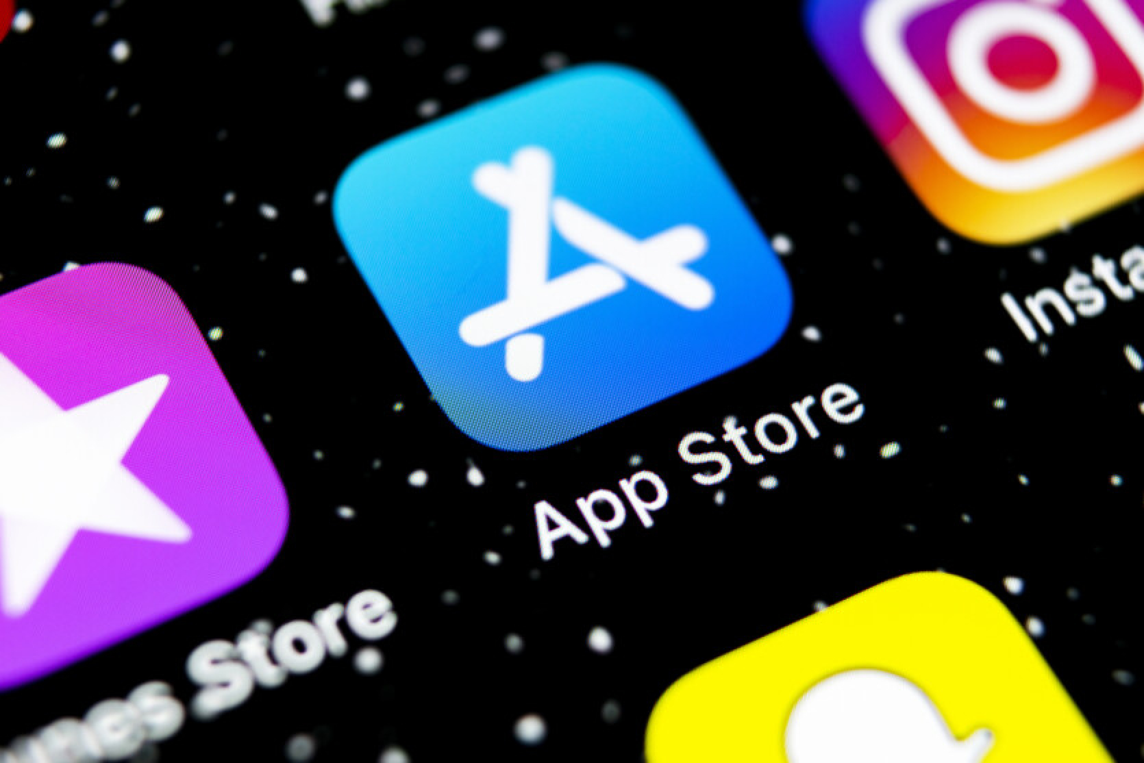 Saskaņā ar jaunajiem ES tiesību aktiem Apple tiks sodīta par "pret konkurenci vērstu" App Store - maksimāli līdz 38 miljardiem ASV dolāru.