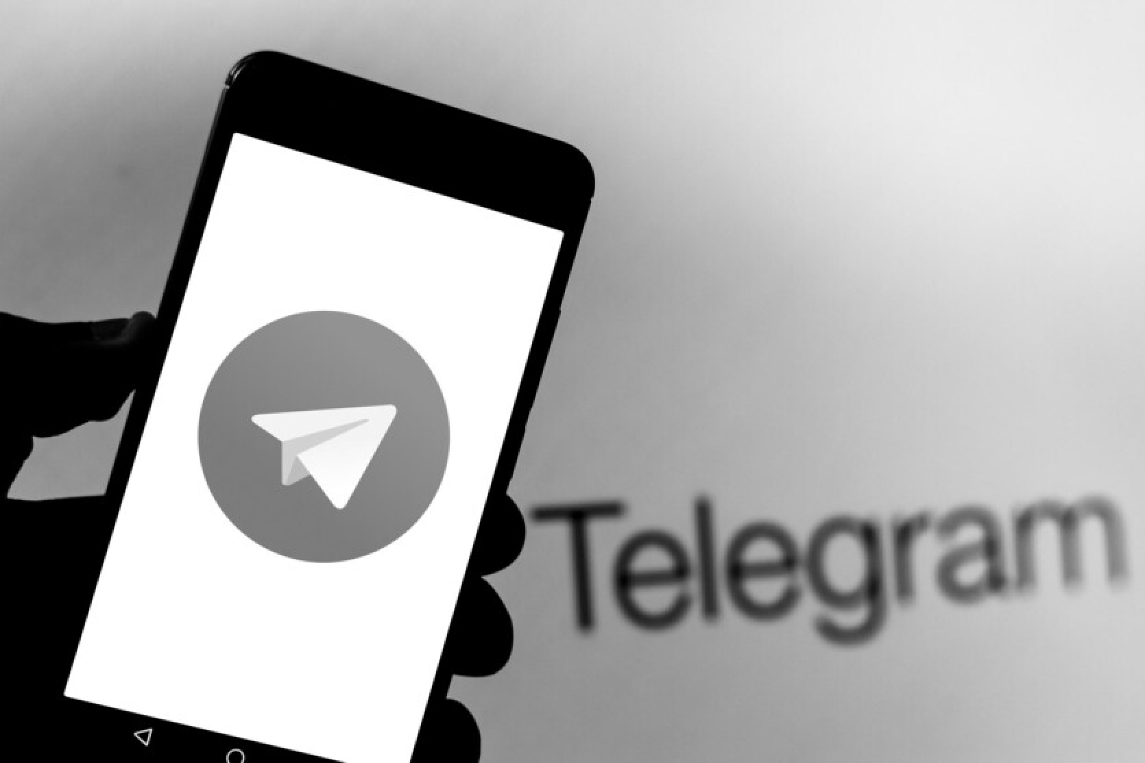 Telegram ir kaitīgs un apdraud valsts drošību. Visi kanāli ir jāreģistrē - Budanovs