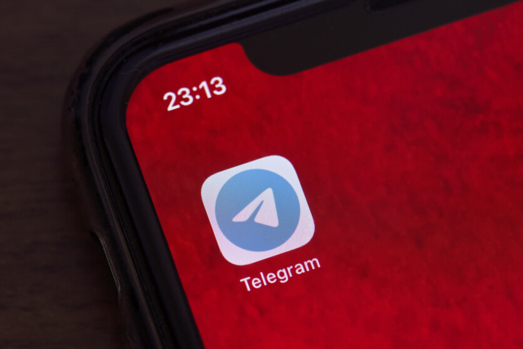 Telegram pēc tiesībaizsardzības iestāžu pieprasījuma nosūta noziedznieku IP adresi un tālruņa numuru.