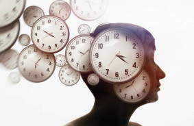 Kāpēc laiks skrien, kad esam aizņemti? Zinātnieki ir atklājuši noslēpumu, kā darbojas smadzenes.