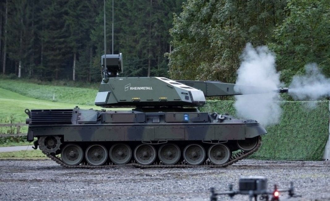 Rheinmetall ir veiksmīgi izmēģinājis pretgaisa aizsardzības sistēmu Skyranger 35, kuras pamatā ir tanks Leopard 1