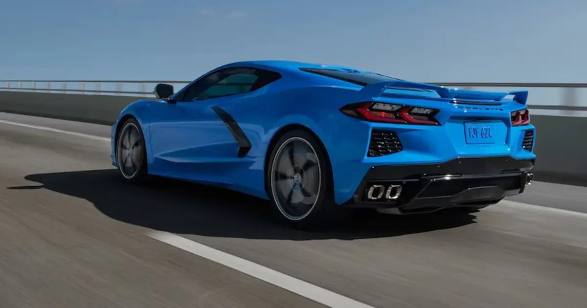 Vēsturē jaudīgākais sērijveida Chevrolet Corvette: paziņots ZR1 modeļa
      izlaišanas datums